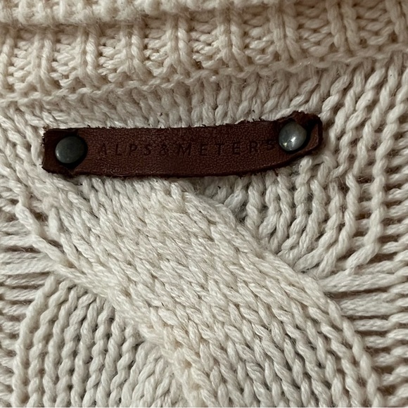 Alps and Meters Ivory Merino Wool/Cashmere Cable Knit Pullover M NWT ($395) - Picture 4 of 5